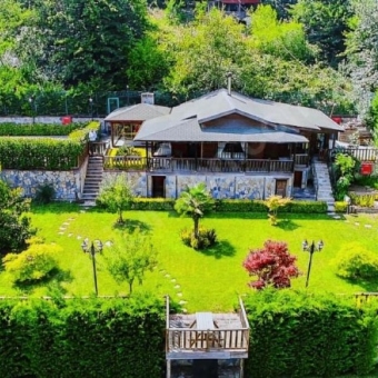 Beykoz Dereseki Köyü içinde 1600 M2 içinde Ahşap villa
