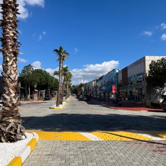 Ümraniye Yukarı Dudullu Modoko Mobilyacılar Sitesi 90 lık Satılık Dükkan