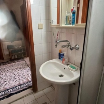 HASANPAŞA'DA 2+1 65M2 KOMBİLİ BALKONLU  ÇATI KATI...