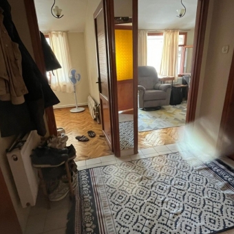 HASANPAŞA'DA 2+1 65M2 KOMBİLİ BALKONLU  ÇATI KATI...