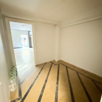 ACIBADEM YILDIZBAKKAL'DA 100M2 ASMA KATLI MUTFAK+WC'Lİ GİRİŞ DÜKKAN..