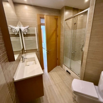 IŞIK RESİDENCEDE 3+1 130M2 KOMBİLİ KAPALI OTOPARKLI 8.KAT..