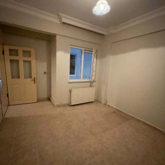 ACIBADEM DÖRTYOL IŞIKLARDA 2+1 75M2 KOMBİLİ DAİRE..