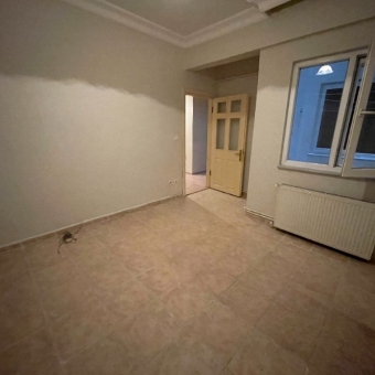 ACIBADEM DÖRTYOL IŞIKLARDA 2+1 75M2 KOMBİLİ DAİRE..