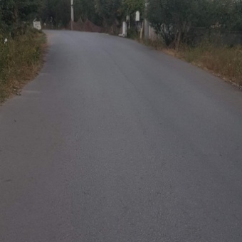 ARMUTLU FISTIKLI MEVKİİNDE 980M2 YOLA CEPHELİ FIRSAT...