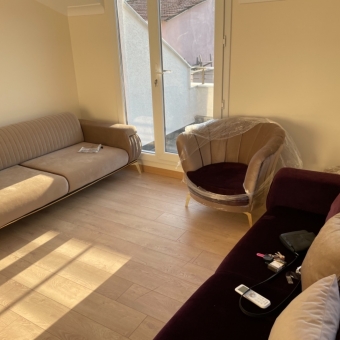 2+1 مع بالكون كبير قرب رشيد باشا للايجار