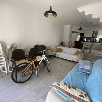 Mersin Anamur Denize Sıfır Site İçerisinde Satılık Tripleks Daire